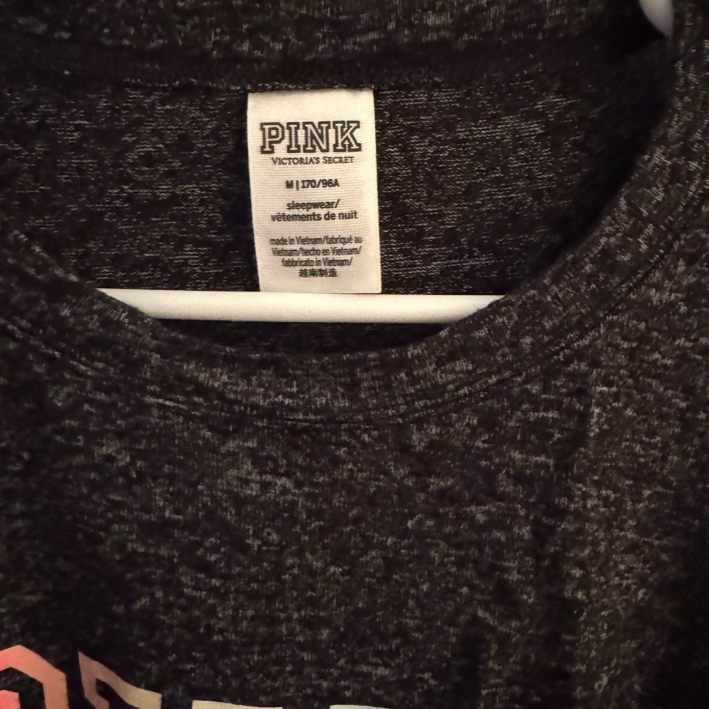 Long sleeve tee